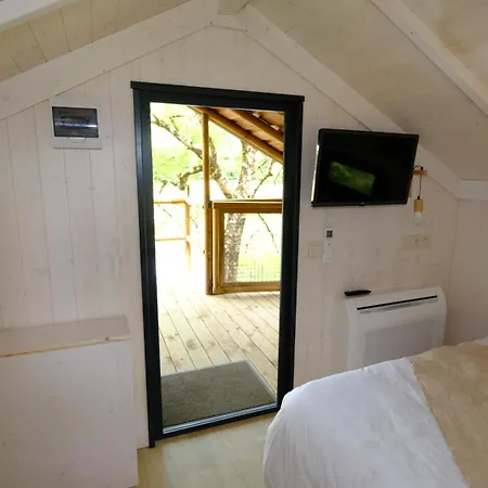 Les De Lara Σαλέ Ménesplet